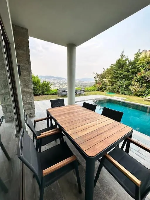 Bodrum Bitez De Rueya Gibi Bir Villada Misafirlik